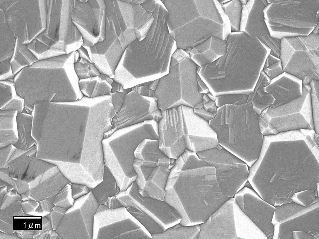 Independent CVD diamond microstructure reference used to introduce polycrystalline material review